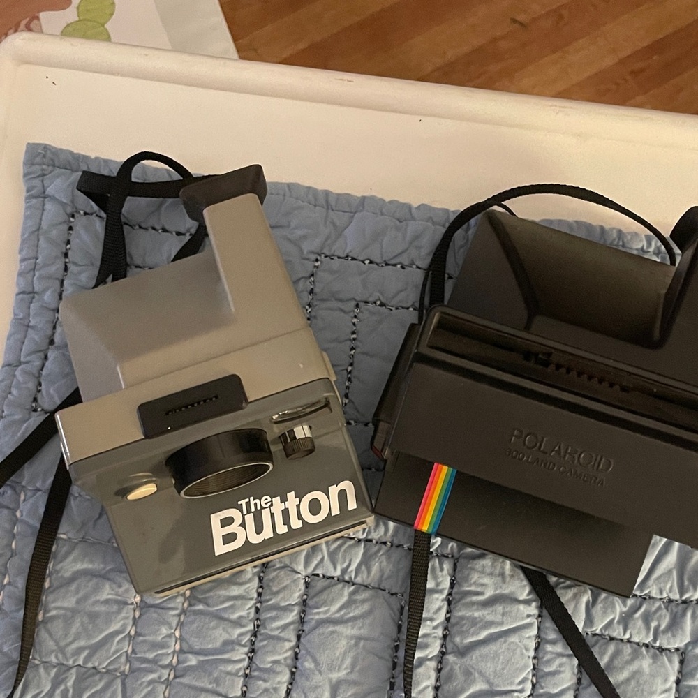 Polaroid The Button and Spirit Cameras - Gray and Black - Picture 4 of 11